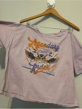 Lavender 'Legendary Rider' Graphic Crop Top - Casual Women's Tee